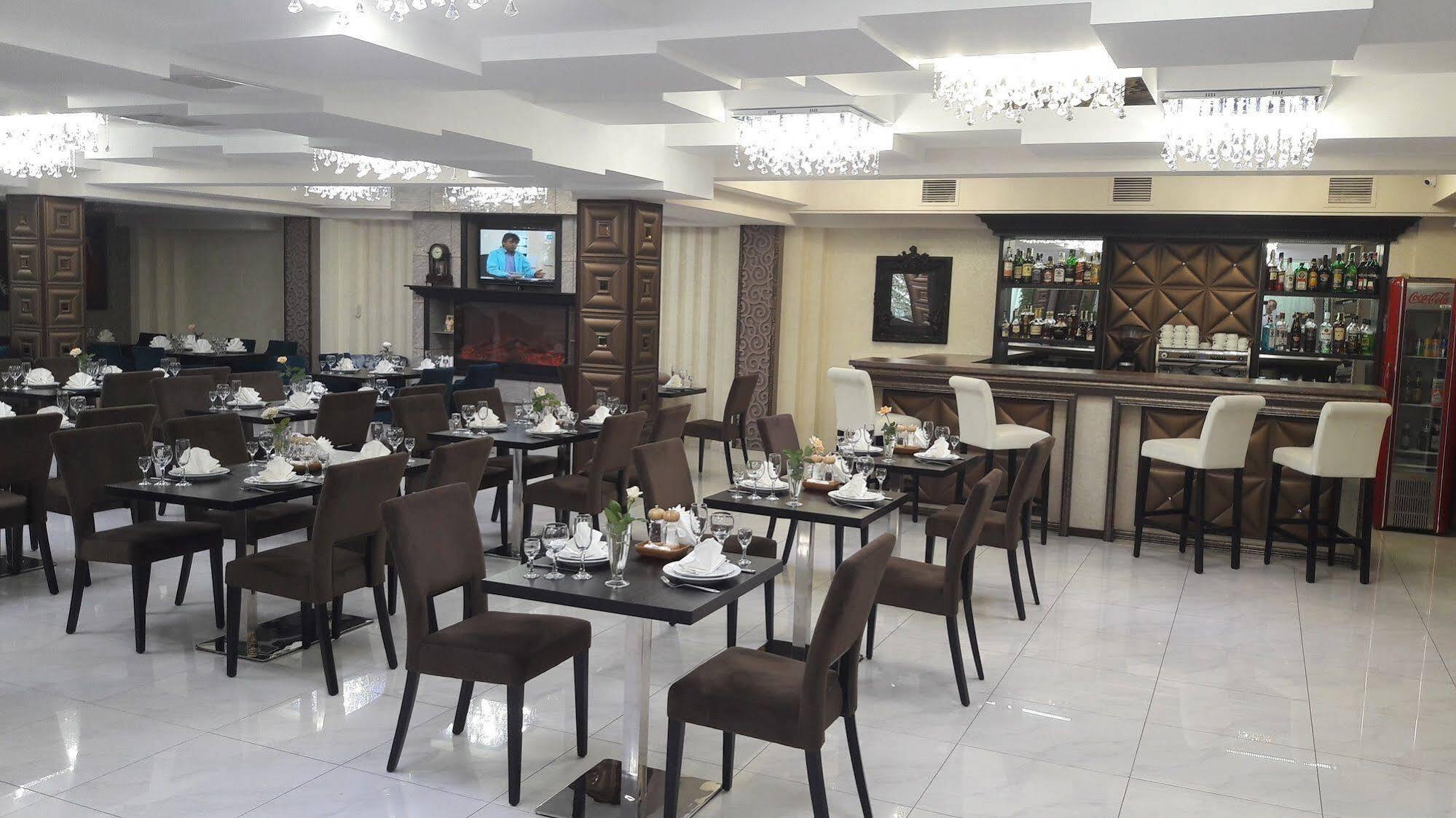 Aria Hotel Chisinau Ngoại thất bức ảnh